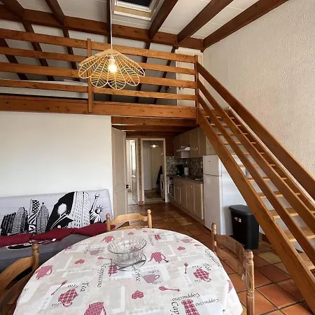 Maison Renovee 4 Couchages A 350m De La Avec Jardinet Et Parking Prive - Fr-1-246a-129 Apartment